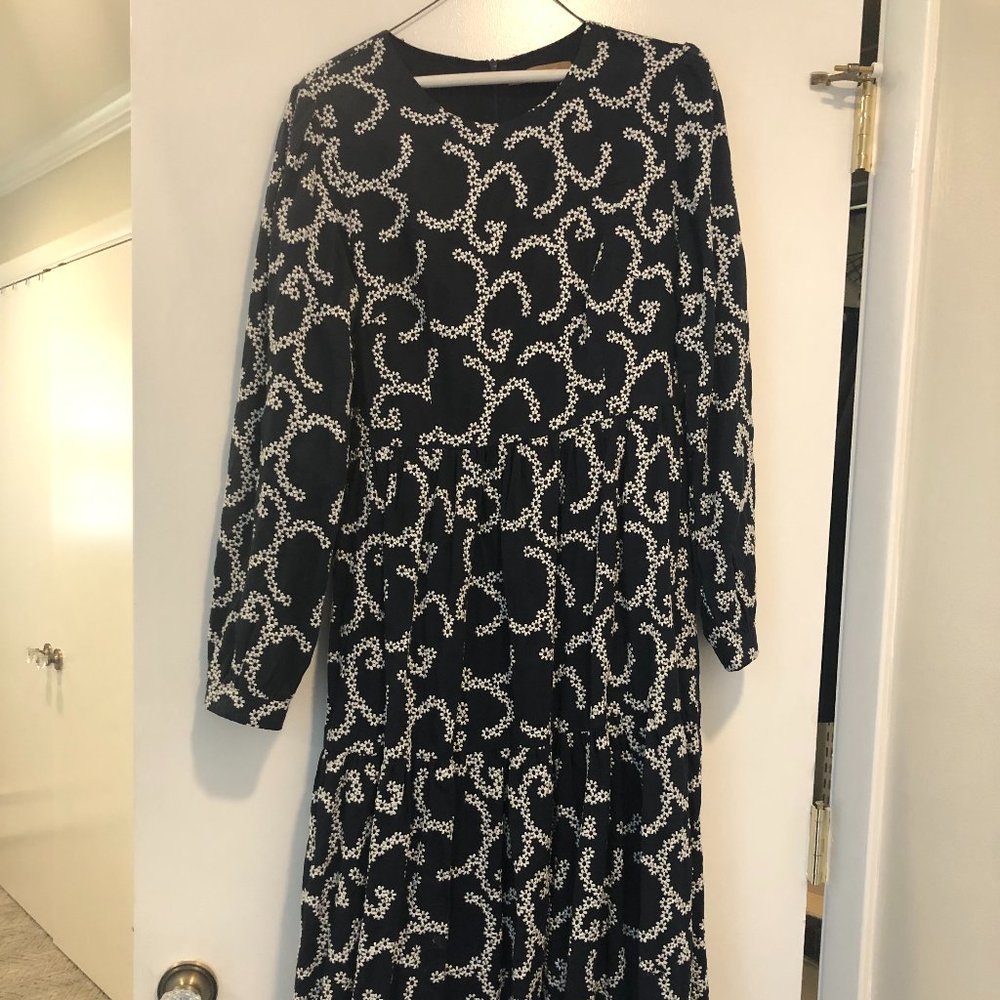 Junee Long Sleeved Midi Dress